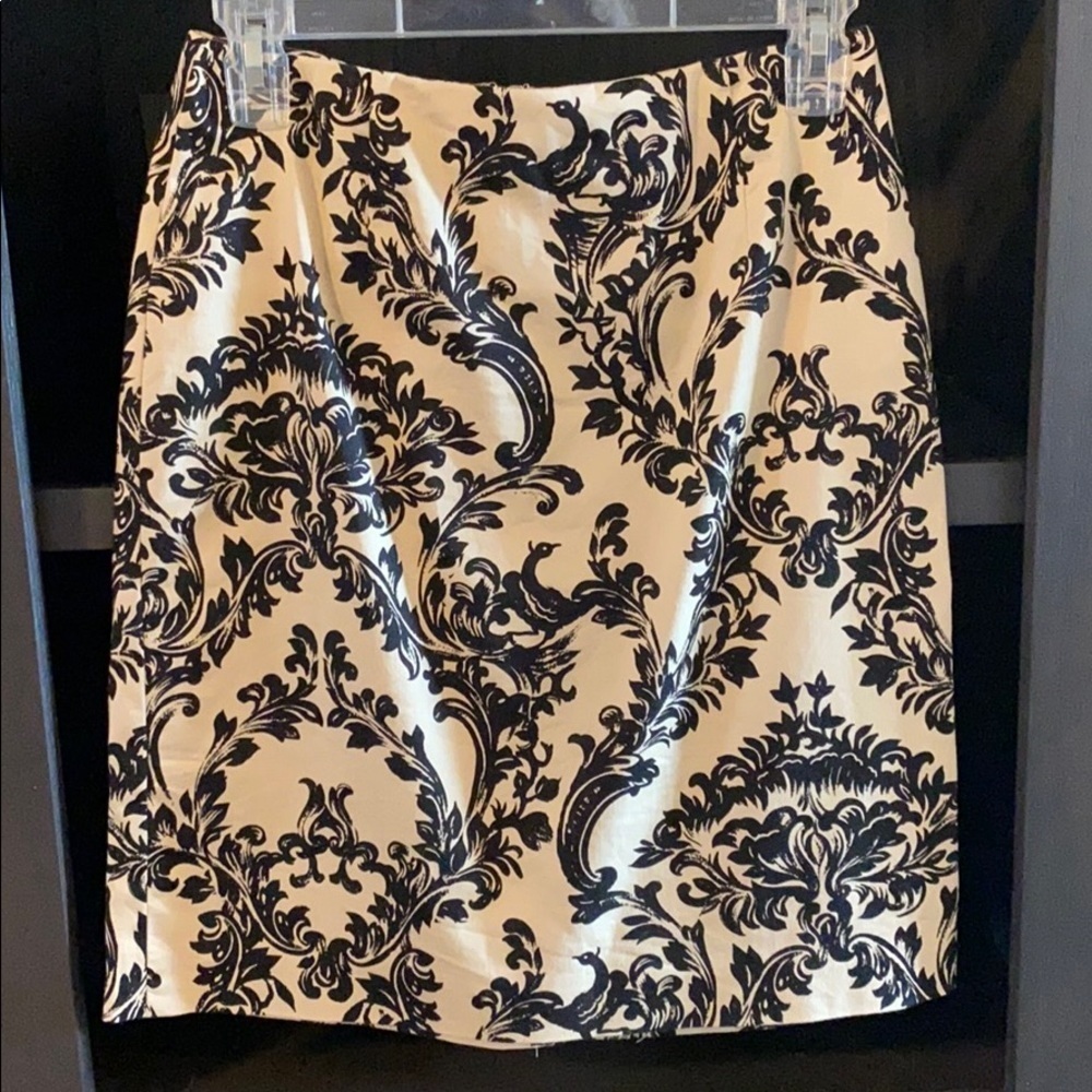 TALBOTS Petites Classic Cream & Black Print Stretch Pencil Mini Skirt Size 4